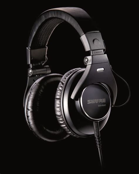 Amazon.com: Shure SRH840 Professional Monitoring Headphones (Black ...