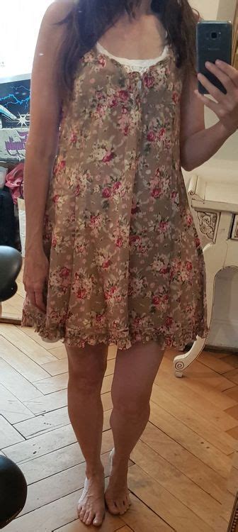 Nile Rosenkleid Bikini Cover mit Rüschen mit Seide S M Kaufen auf Ricardo