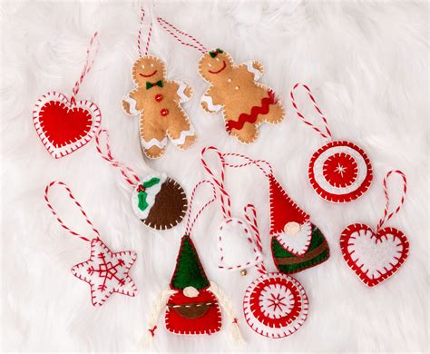 Easy Felt Christmas Ornaments - Kippi at Home