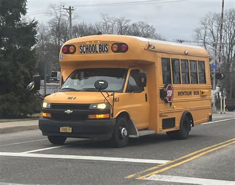 Montauk Bus Wc 9 2019 Starcraft Quest Drw W C Chevy Montauk Bus Photography Flickr