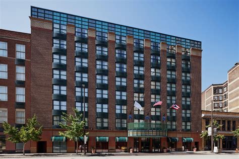 Boutique Hotel in Cleveland | Hotel Indigo Cleveland Downtown