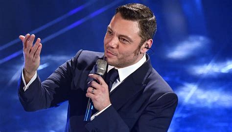 Tiziano Ferro contro la stampa omofoba Pago la mia sincerità il