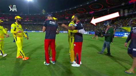 MS Dhoni Hugged Virat Kohli When He S Crying After Losing Match RCB Vs