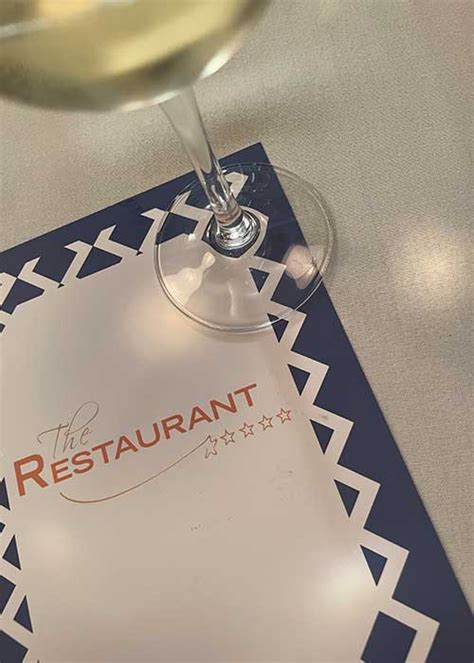 What It's Really Like Behind The Scenes Of The Restaurant