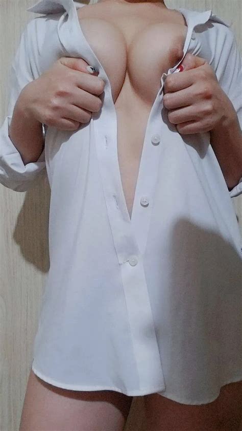 Xem ngay ảnh 18 ảnh sex nữ sinh Việt dâm đãng vú to mông đẹp