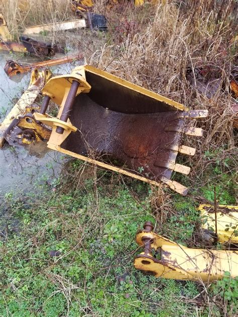 Ford 555c 555d Series Backhoe Bucket Multiple Sizes Used To Pull And