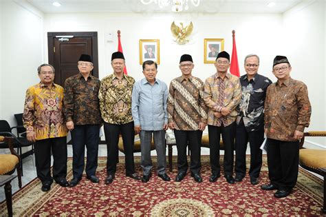 Menerima Ketua Umum Pp Muhammadiyah Wakil Presiden Republik Indonesia