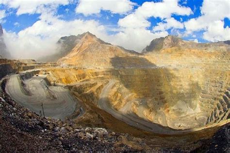 Negara Penghasil Emas Terbesar Di Dunia Indonesia Termasuk