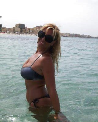 Blonde Milf At The Beach Porn Pictures XXX Photos Sex Images PICTOA