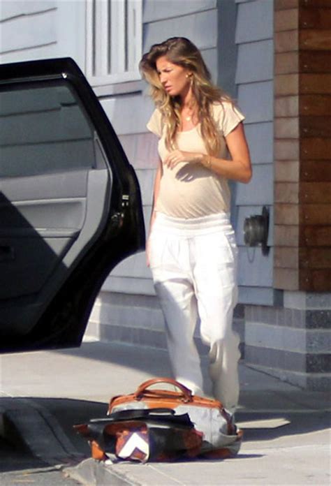 Gisele Bundchen Shows Off Her Growing Baby Bump In Boston Radar Online