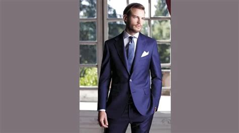 8 Best Job Interview Outfits For Men