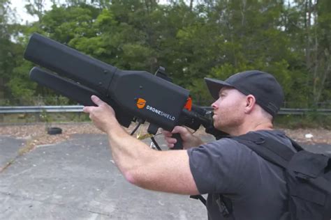 Москвичи начали массово покупать средства борьбы с беспилотниками