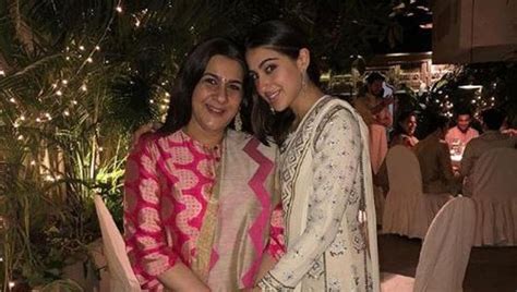 Sara Ali Khan Reveals Mom Amrita Singh Wept While Watching Kedarnath