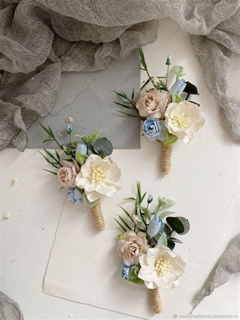 Бутоньерка с голубыми, бежевыми и молочными цветами, Бут-106 в интернет ...