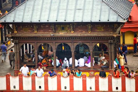 Templo De Shree Pashupatinath Foto Editorial Imagen De Sagrado