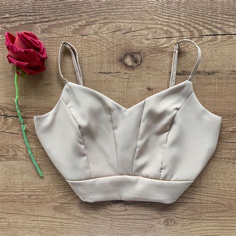 Conjunto Alfaiataria Blazer Nózinho no Punho e Cropped Nude Dondoca Moda Feminina