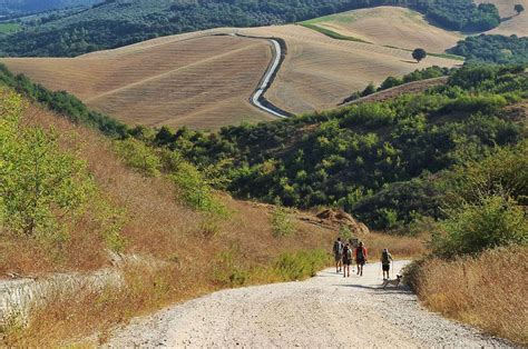 I Borghi Silenti In Umbria Guida Ad Un Cammino Alternativo