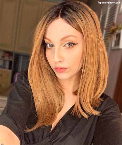 Mona Schon Nude OnlyFans Leaks Fappening Page 2 FappeningBook