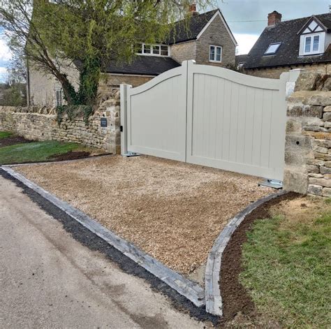 Cotswolds Dry Stone Walling By Tom Hazzledine Covering Cotswolds