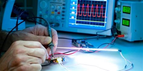 Les outils indispensables pour l’électronicien – Informatique facile ...
