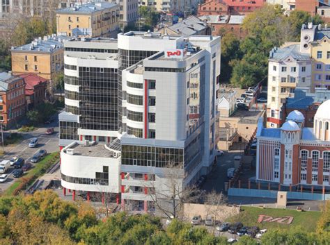 В здании Дальневосточной железной дороги в Хабаровске проходят обыски