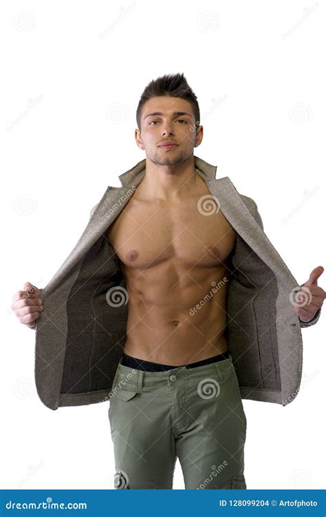 Homem Novo Atrativo O Revestimento Aberto No Torso Muscular Foto De