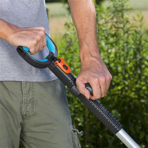 The Ergonomic Slim Cut Loppers - Hammacher Schlemmer