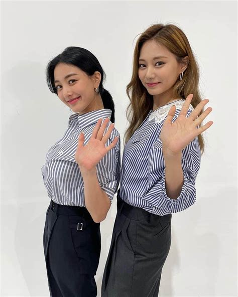 Twiceさんのインスタグラム写真 Twiceinstagram「오늘 울쯔쯔랑 커플룩👯‍♀️💙」6月26日 23時43分