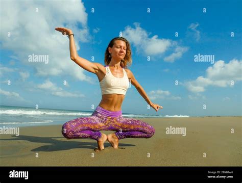 Blonde Maigre Banque De Photographies Et Dimages Haute R Solution Alamy