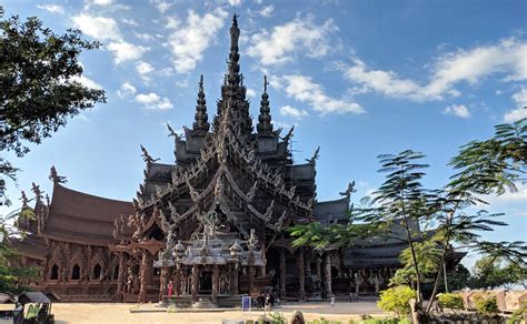 sanctuary  truth pattaya toast  thailand