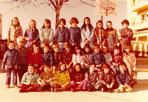 Photo De Classe Ce2 De 1974 Ecole Mixte 1 Copains Davant