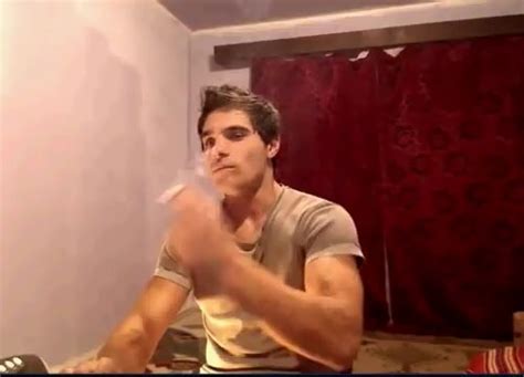 Hot Smoker Video ThisVid