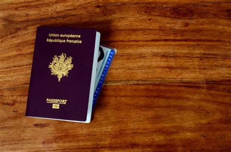 quelles sont les conditions pour obtenir une carte de resident de