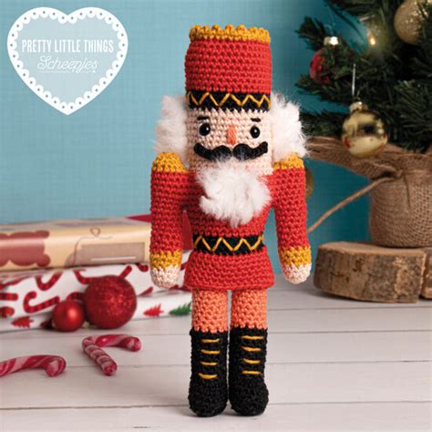 Klein Maar Fijn 29 Amigurumi Nutcracker