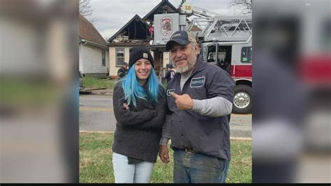 Neighbor And Good Samaritan Save Woman From Burning Home Youtube