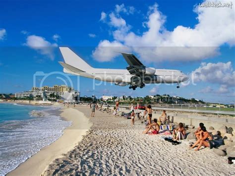 Plane Landing At Saint Martin Airport Photo by snow__crash | Photobucket