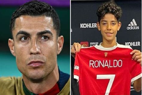 Manchester United Apr S Le D Part De Son P Re Cristiano Ronaldo Jr