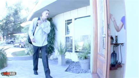 Rahyndee S Shaved Pussy Gets Stuffed By Big Cock Ends In Facial Feast XHamster