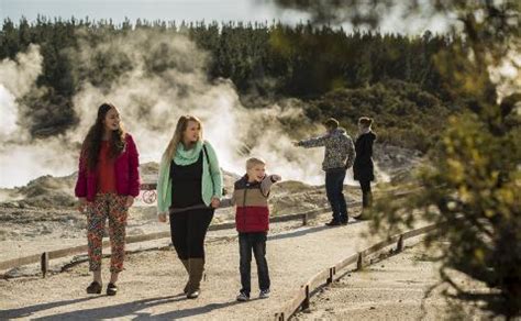 Hell's Gate Geothermal Walk - Hells Gate Geothermal Reserve & Mud Spa ...