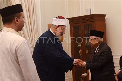 Wapres Terima Kunjungan Wakil Grand Syekh Al Azhar Antara Foto