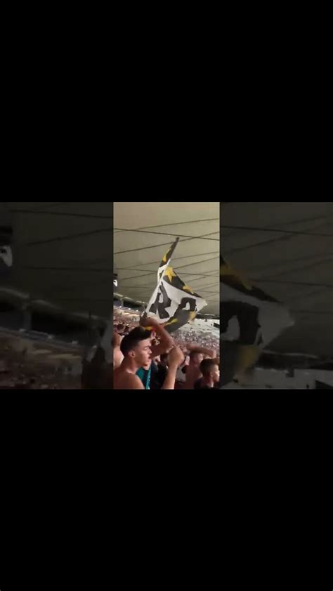 Torcida Do Vasco Calando A Torcida Do Flamengo Durante O P Nalti Pro