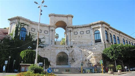 Week End In Sardegna Ecco Cosa Vedere Tra Cagliari E Dintorni In