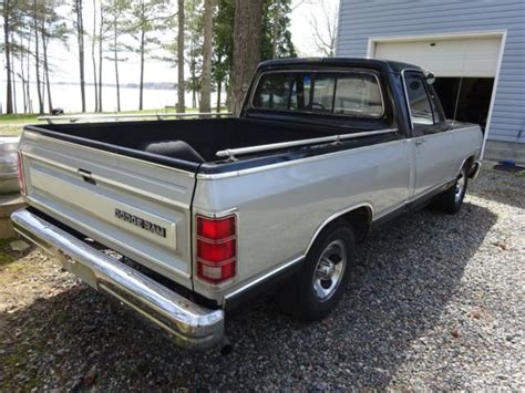 1987 Dodge Ram 150 Custom Se Classic 1b7hd14t1hs457224