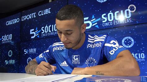 Cruzeiro On Twitter O Lateral William J Assinou E Mandou Seu