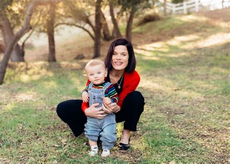 82 Productive Things to Do When You're Bored | Career Contessa