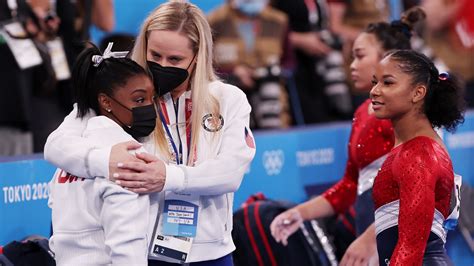 Simone Biles La Gimnasta Abandona La Final Por Equipos Tras Lesionarse