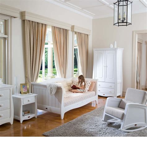 Sleigh King Single Daybed, White - Piccolo House Asia