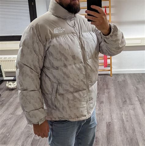 TNF 700 in Hand review for you fam : r/FashionReps