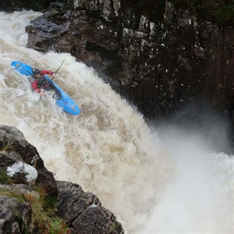 Should You Wear a Helmet When Kayaking? – newhelmets