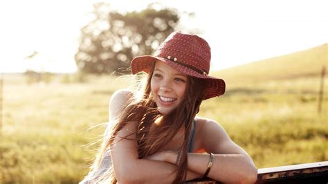 Women Outdoors Brunette Wallpapers HD Desktop And Mobile Backgrounds